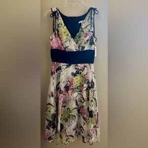 Dress barn spring/summer dress, size 6